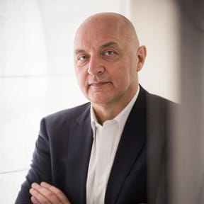 Episode 85: Pascal Morand (FHCM) talks to Godfrey Deeny about "Directing the biggest fashion weeks in the world" EN