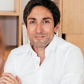 Episode 86: Charif Debs (Gemmyo) on “Building a Successful High-End Jewelry Brand in Today's Market”