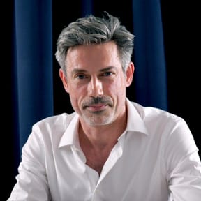 Episode 77: Yann Rivoallan talks to Olivier Guyot about “Reinventing the French Fashion Industry” FR