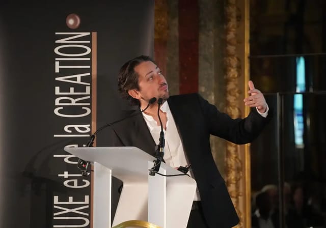 Image of Jonathan Siboni talks at the Sommet du Luxe about the luxury industry